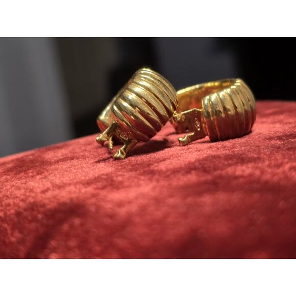 18K Solid Yellow Gold Omega Clip Back Post Hoop Earrings READ DESCRIPTION!! - Picture 3 of 16